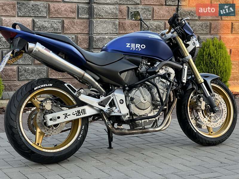 Мотоцикл Без обтекателей (Naked bike) Honda CB 600F Hornet 2005 в 