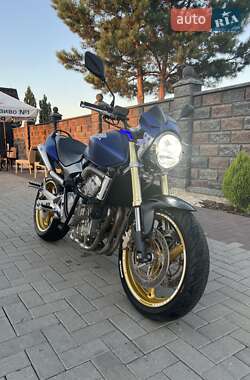 Мотоцикл Без обтекателей (Naked bike) Honda CB 600F Hornet 2005 в 