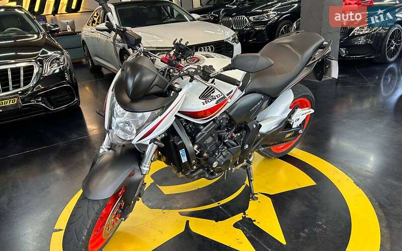 Мотоцикл Без обтекателей (Naked bike) Honda CB 600F Hornet 2009 в Черновцах