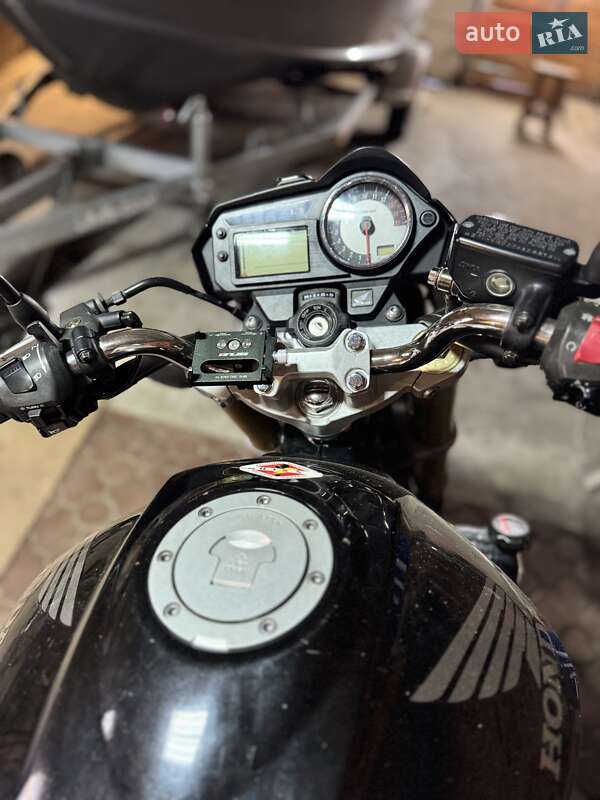 Мотоцикл Без обтекателей (Naked bike) Honda CB 600F Hornet 2006 в Киеве