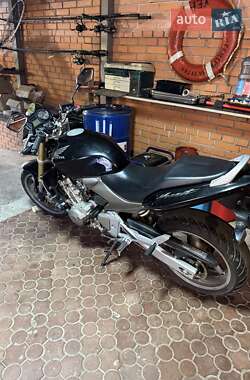 Мотоцикл Без обтекателей (Naked bike) Honda CB 600F Hornet 2006 в 