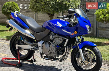 Мотоцикл Спорт-туризм Honda CB 600F Hornet 2002 в 