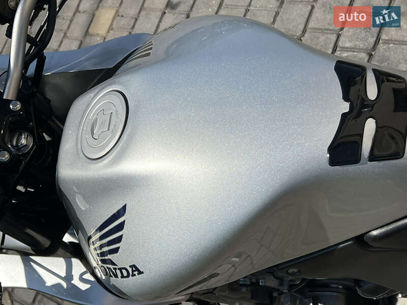 Мотоцикл Спорт-туризм Honda CB 600F Hornet 2001 в Буську