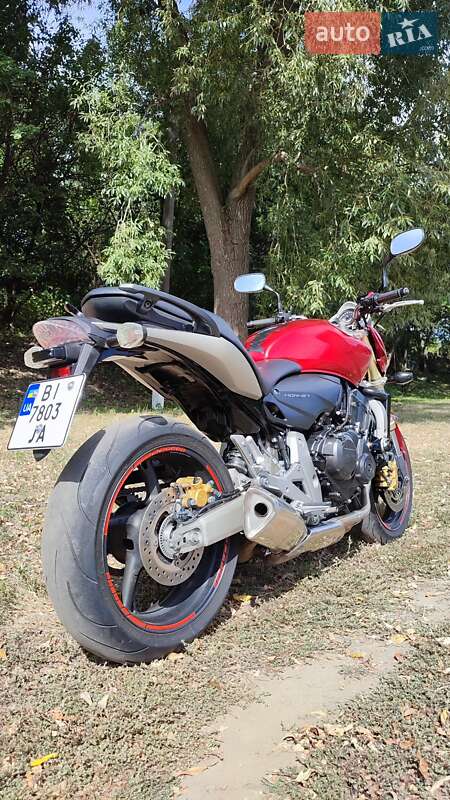 Спортбайк Honda CB 600F Hornet 2007 в Гадяче