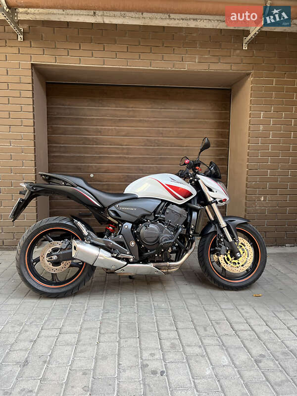 Спортбайк Honda CB 600F Hornet 2008 в Днепре фото 2 Спортбайк Honda CB 600F Hornet 2008 в Днепре