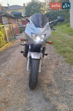 Мотоцикл Спорт-туризм Honda CB 600F Hornet 2002 в  фото 6 Мотоцикл Спорт-туризм Honda CB 600F Hornet 2002 в