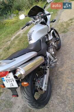 Мотоцикл Спорт-туризм Honda CB 600F Hornet 2002 в  фото 9 Мотоцикл Спорт-туризм Honda CB 600F Hornet 2002 в