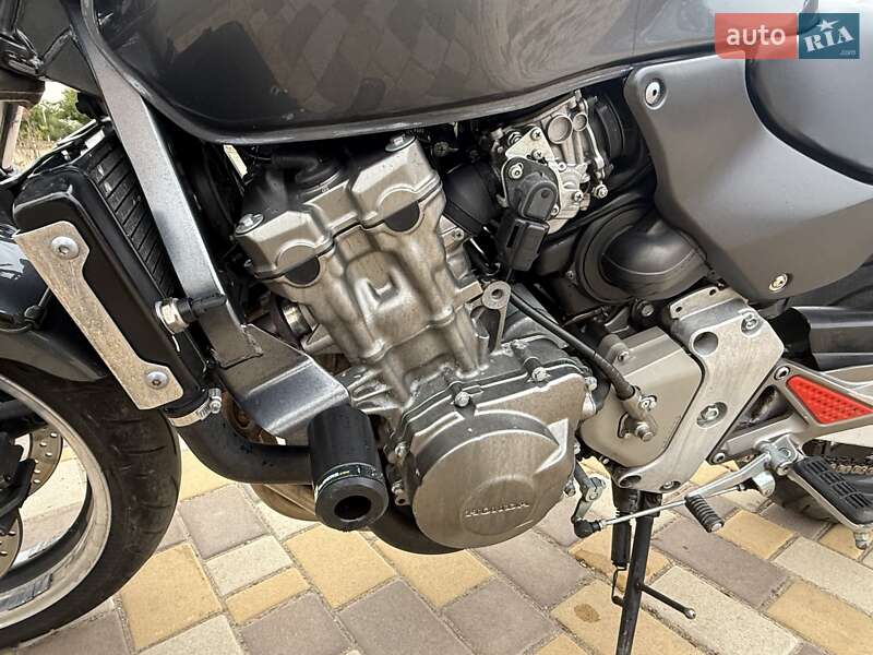 Мотоцикл Без обтікачів (Naked bike) Honda CB 600F Hornet 2001 в Одесі фото 6 Мотоцикл Без обтікачів (Naked bike) Honda CB 600F Hornet 2001 в Одесі