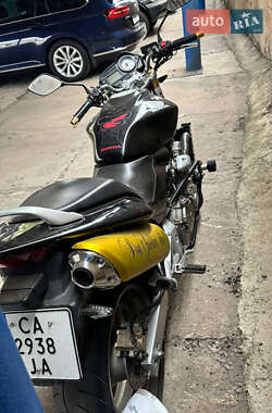 Мотоцикл Спорт-туризм Honda CB 600F Hornet 2006 в  фото 5 Мотоцикл Спорт-туризм Honda CB 600F Hornet 2006 в