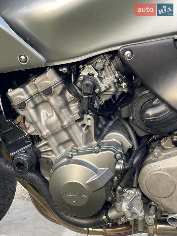 Мотоцикл Спорт-туризм Honda CB 600F Hornet 2001 в Олександрії