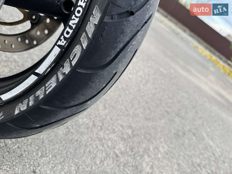 Мотоцикл Без обтекателей (Naked bike) Honda CB 600F Hornet 2002 в Ольгополе фото 9 Мотоцикл Без обтекателей (Naked bike) Honda CB 600F Hornet 2002 в Ольгополе