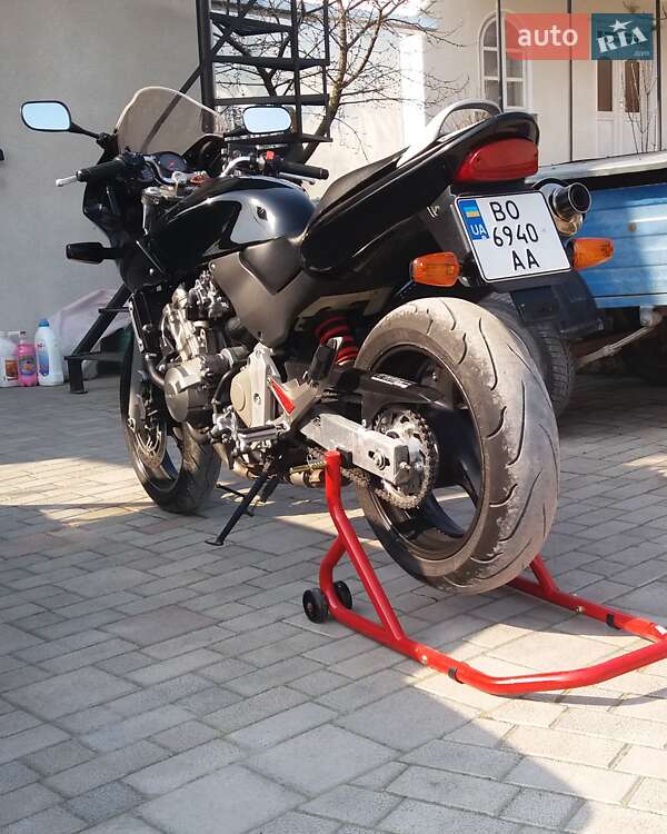 Грузовые мотороллеры, мотоциклы, скутеры, мопеды Honda CB 600F Hornet 2000 в Подволочиске фото 5 Грузовые мотороллеры, мотоциклы, скутеры, мопеды Honda CB 600F Hornet 2000 в Подволочиске