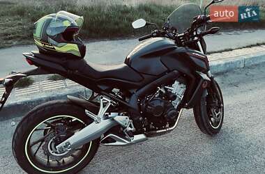 Мотоцикл Без обтекателей (Naked bike) Honda CB 650F 2015 в 