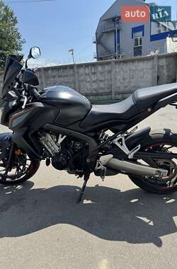 Мотоцикл Спорт-туризм Honda CB 650F 2014 в 