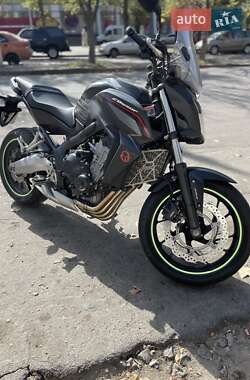 Мотоцикл Без обтекателей (Naked bike) Honda CB 650F 2015 в 
