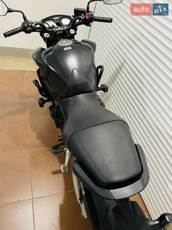Мотоцикл Без обтекателей (Naked bike) Honda CB 650F 2014 в Киеве