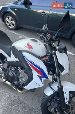 Мотоцикл Без обтекателей (Naked bike) Honda CB 650F 2015 в 