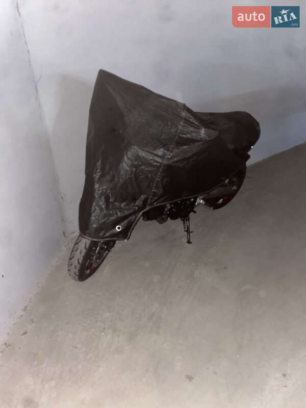 Мотоцикл Без обтікачів (Naked bike) Honda CB 650F 2015 в Києві фото 12 Мотоцикл Без обтікачів (Naked bike) Honda CB 650F 2015 в Києві