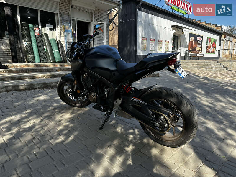 Мотоцикл Без обтікачів (Naked bike) Honda CB 650R 2023 в Бершаді