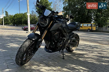 Мотоцикл Без обтекателей (Naked bike) Honda CB 650R 2023 в 