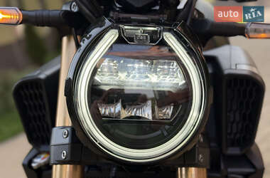 Мотоцикл Без обтекателей (Naked bike) Honda CB 650R 2024 в 
