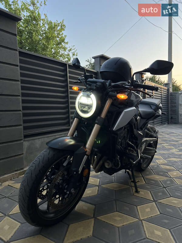 Honda CB 650R 2020