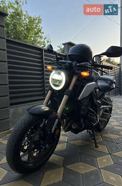 Мотоцикл Без обтікачів (Naked bike) Honda CB 650R 2020 в 