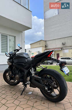 Мотоцикл Без обтекателей (Naked bike) Honda CB 650R 2024 в 