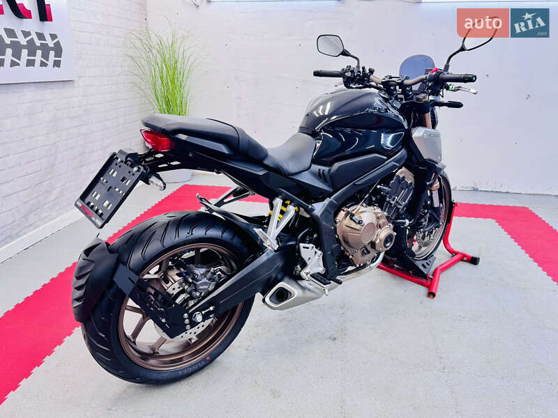 Спортбайк Honda CB 650R 2019 в Одессе