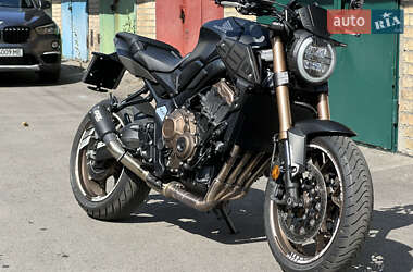 Мотоцикл Без обтекателей (Naked bike) Honda CB 650R 2020 в Киеве