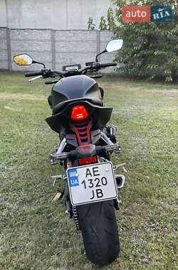 Мотоцикл Без обтекателей (Naked bike) Honda CB 650R 2024 в 