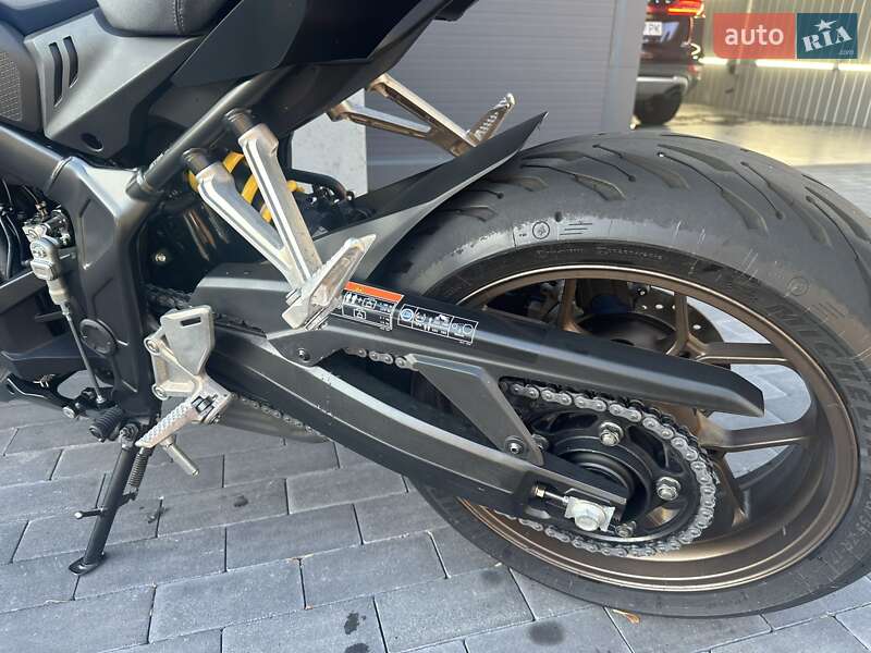 Мотоцикл Без обтекателей (Naked bike) Honda CB 650R 2020 в Киеве