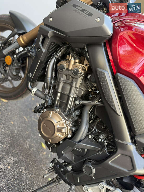 Мотоцикл Без обтекателей (Naked bike) Honda CB 650R 2023 в Кривом Роге