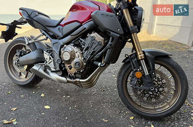 Мотоцикл Без обтікачів (Naked bike) Honda CB 650R 2023 в Кривому Розі
