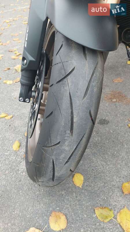 Мотоцикл Без обтікачів (Naked bike) Honda CB 650R 2025 в Вінниці фото 22 Мотоцикл Без обтікачів (Naked bike) Honda CB 650R 2025 в Вінниці