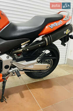 Мотоцикл Без обтікачів (Naked bike) Honda CB 900F Hornet 2002 в 