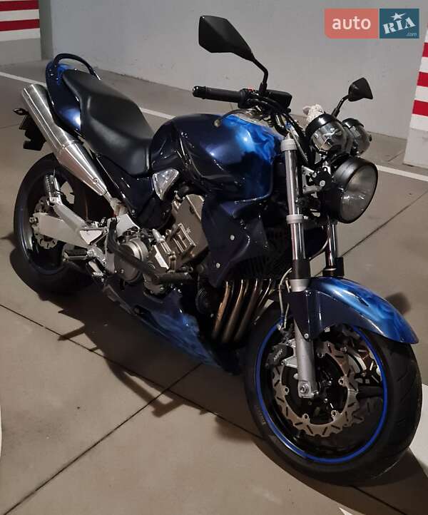Мотоцикл Многоцелевой (All-round) Honda CB 900F Hornet 2005 в 