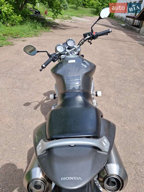 Мотоцикл Без обтекателей (Naked bike) Honda CB 900F Hornet 2003 в Помошной