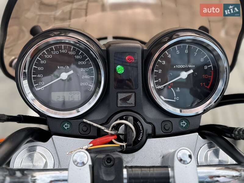 Мотоцикл Без обтекателей (Naked bike) Honda CB 900F Hornet 2002 в Ровно фото 22 Мотоцикл Без обтекателей (Naked bike) Honda CB 900F Hornet 2002 в Ровно