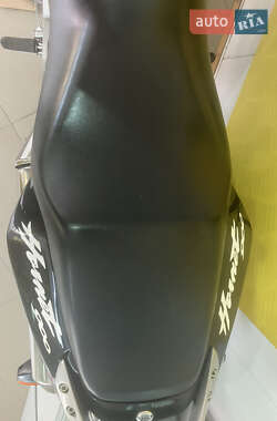 Мотоцикл Классік Honda CB 900F Hornet 2005 в 