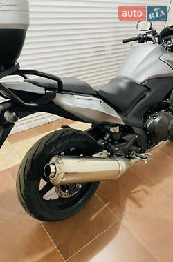Мотоцикл Спорт-туризм Honda CBF 1000 2011 в 