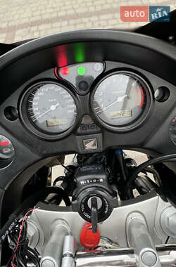 Мотоцикл Спорт-туризм Honda CBF 1000 2006 в 
