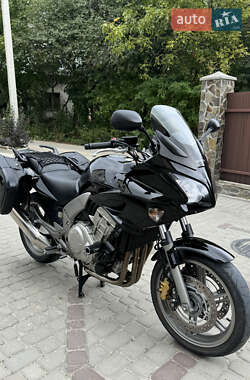 Мотоцикл Спорт-туризм Honda CBF 1000 2006 в 