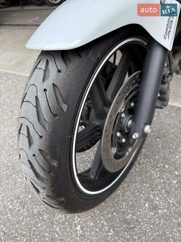 Мотоцикл Спорт-туризм Honda CBF 1000 2012 в Чернигове