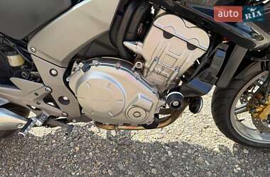 Мотоцикл Спорт-туризм Honda CBF 1000A 2006 в 