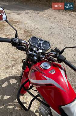 Мотоцикл Классик Honda CBF 125 2014 в 