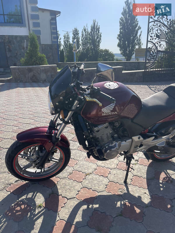 Мотоцикл Классик Honda CBF 500 2006 в Кельменцах
