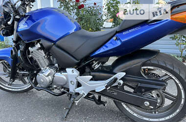 Мотоцикл Без обтікачів (Naked bike) Honda CBF 500 2004 в Охтирці