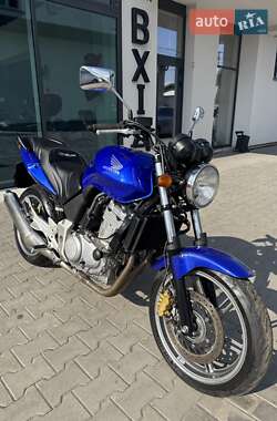 Мотоцикл Без обтекателей (Naked bike) Honda CBF 500 2007 в 