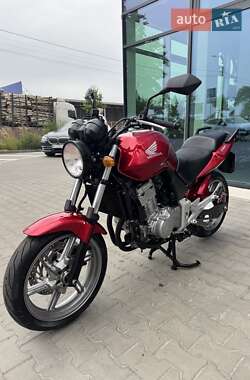 Мотоцикл Без обтекателей (Naked bike) Honda CBF 500 2005 в 